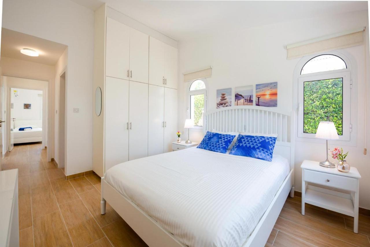 Bungalow Mikaella By Ezoria Villas Coral Bay Exteriör bild