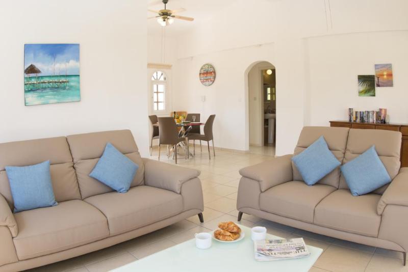 Bungalow Mikaella By Ezoria Villas Coral Bay Exteriör bild